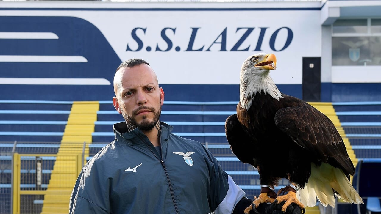Il nuovo falconiere della Lazio smorza le polemiche