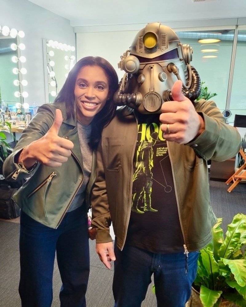 Sarah Bond con Phil Spencer Sarah Bond con Phil Spencer