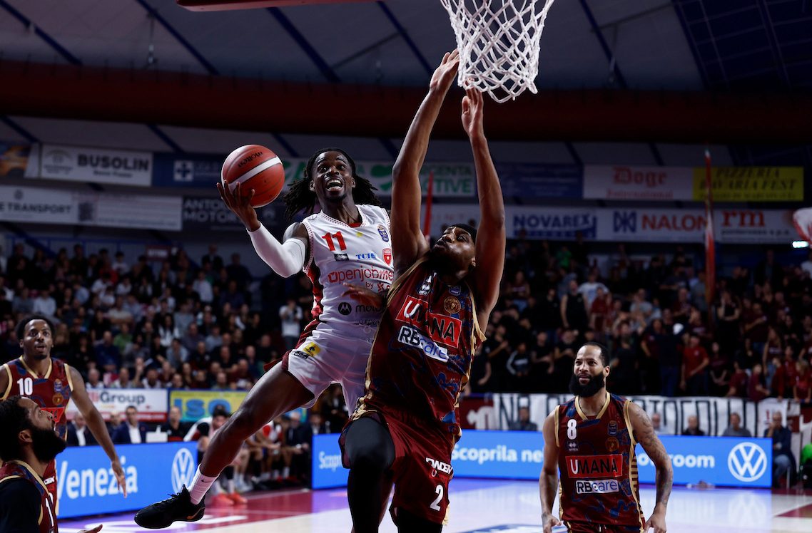 BM ON LBA / L'ENNESIMO GOFFO TRACOLLO: VARESE PERDE ANCHE A VENEZIA - DI ANTONIO CATALANO