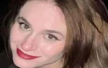 Ilaria Sula, 22 anni, scomparsa a Roma sei giorni fa e ritrovata morta in un duripo a Poli, nei pressi della Capitale, in una foto diffusa dal dal comitato scientifica ricerca scomparsi, Roma,2 aprile 2025. +++ COMITATO SCIENTIFICO RICERCA SCOMPARSI +++
+++ ATTENZIONE LA FOTO NON PUO' ESSERE PUBBLICATA O RIPRODOTTA SENZA L'AUTORIZZAZIONE DELLA FONTE DI ORIGINE CUI SI RINVIA+++ NPK +++
