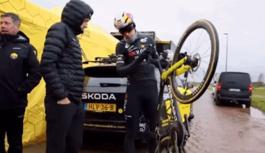 Wout Van Aert in ricognizione sulla Parigi-Roubaix per testare i nuovi materiali della Visma