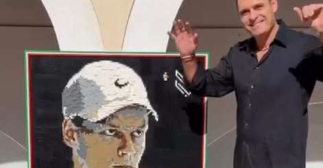 La foto del pugno alzato di Sinner diventa un mosaico in Lego - Cronaca