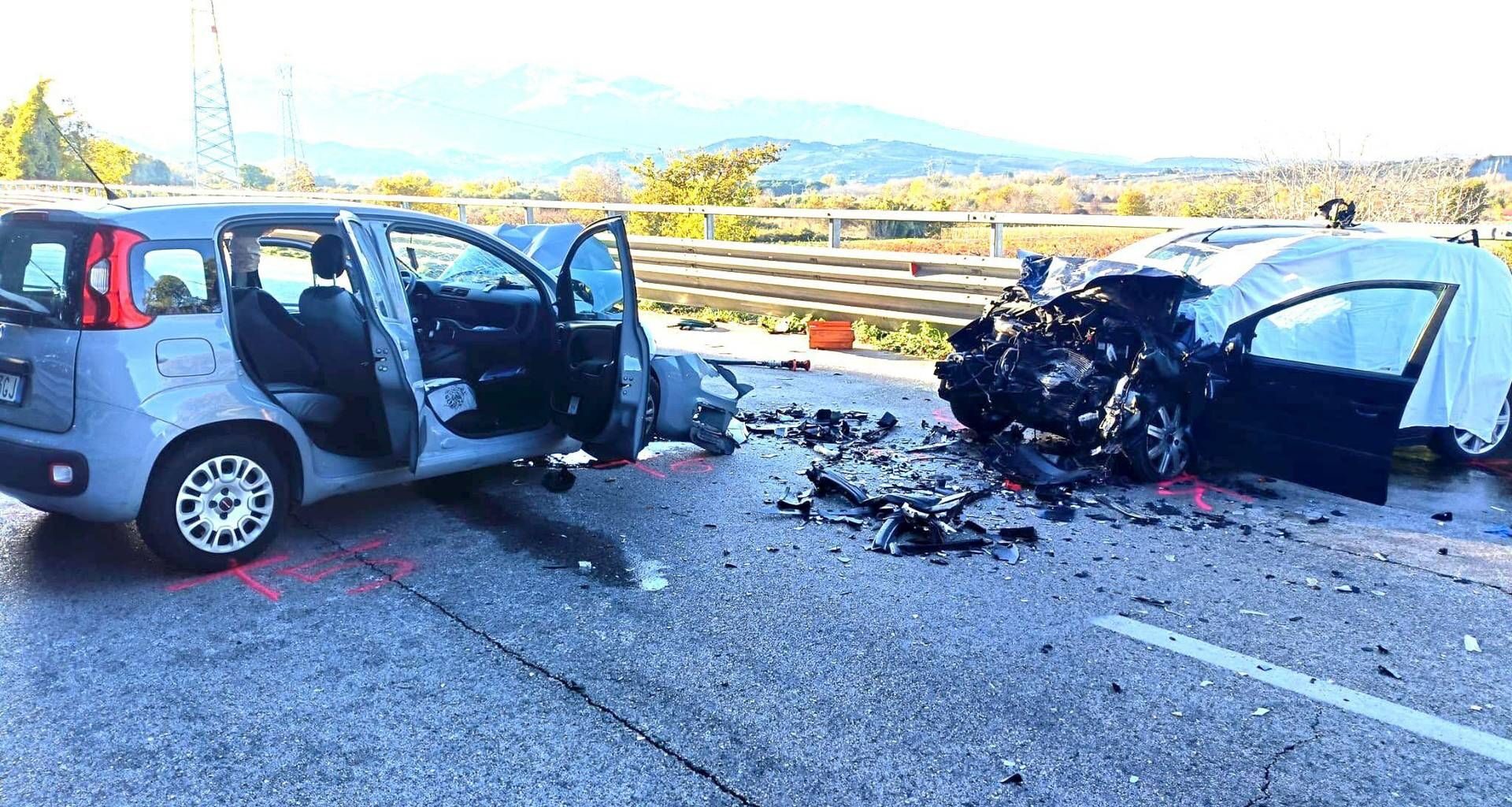 Chieti, tragedia sulla Statale: tre donne morte