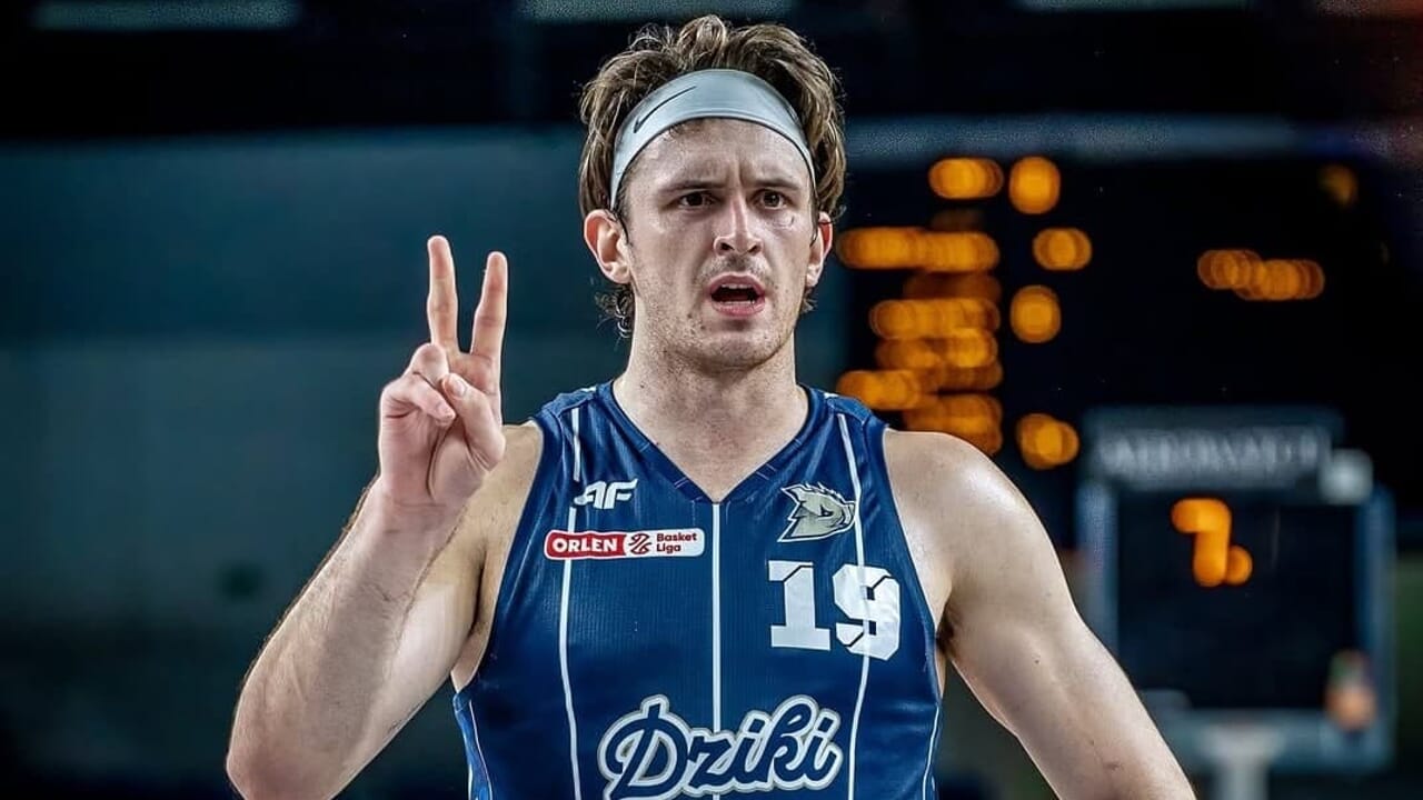 Dinamo in gran spolvero, schiantato il Valcea: super McGlynn