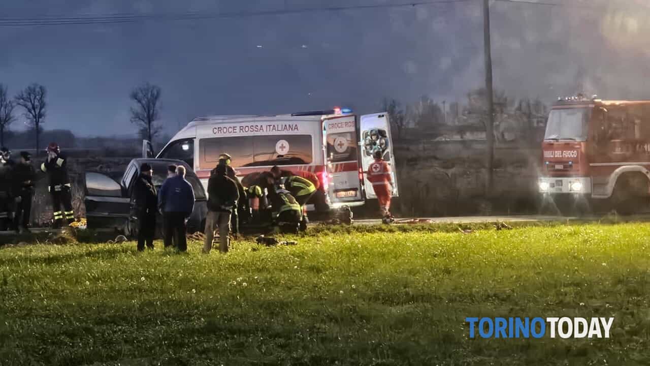 auto esce di strada e si schianta. Morti Alex Bellin di Valperga e Salvatore Sorrentino di Busano, una ragazza ferita