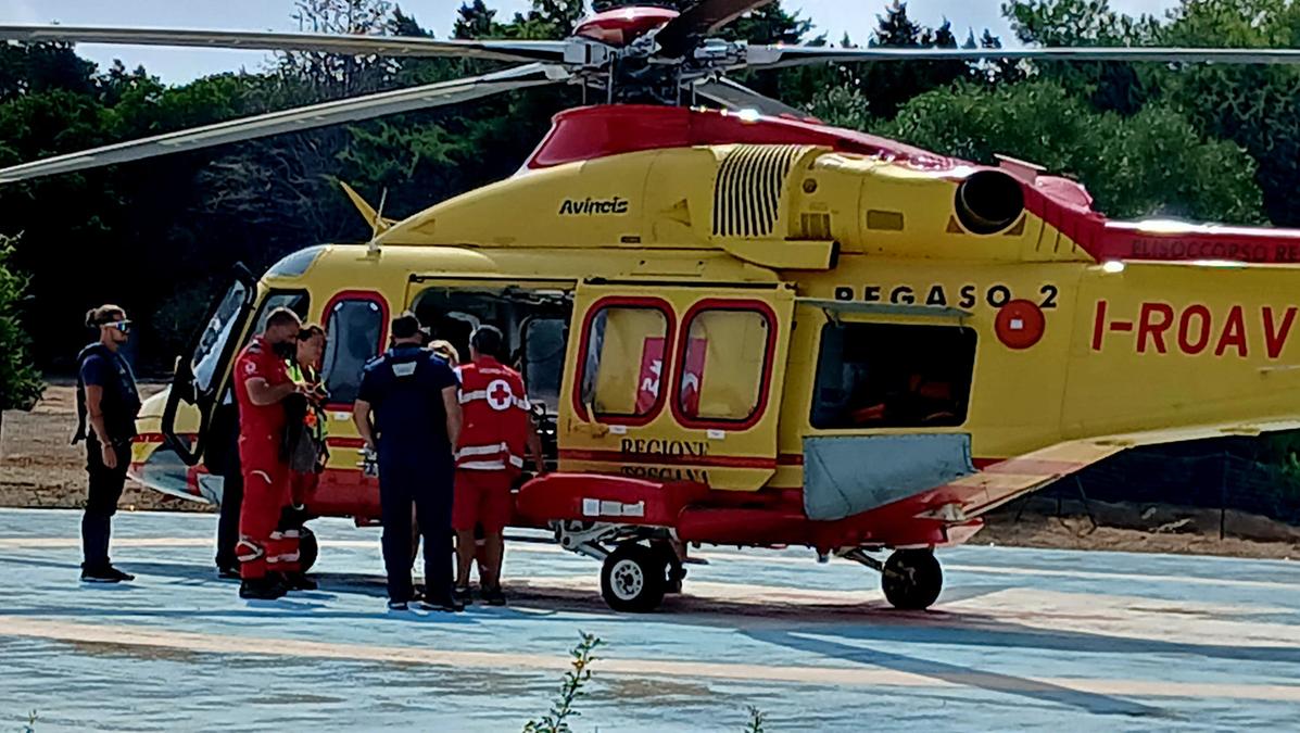 Tragico incidente sulla Cassia, muore un motociclista. Strada chiusa