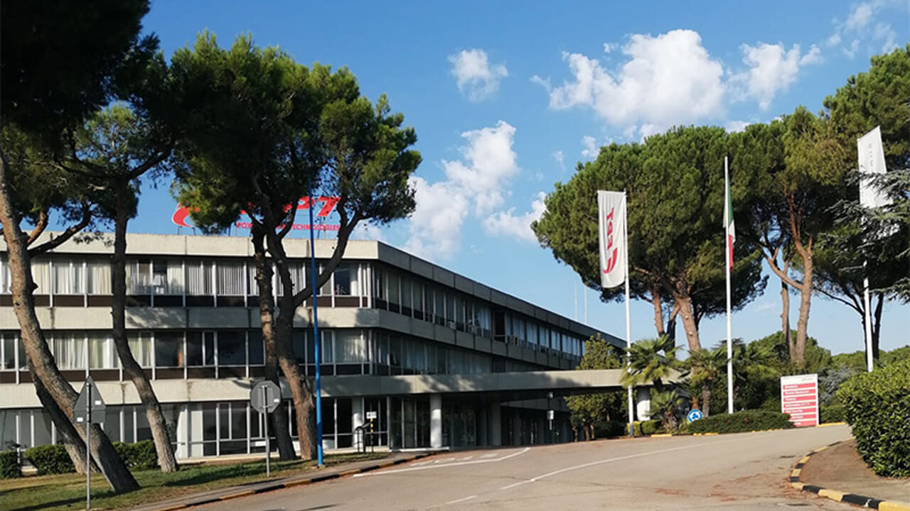 Iveco Group venduta a Tata Motors