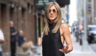 «Molto speciale e molto normale»: le prime parole dell’innamoratissima Jennifer Aniston sul nuovo fidanzato - Amica.it