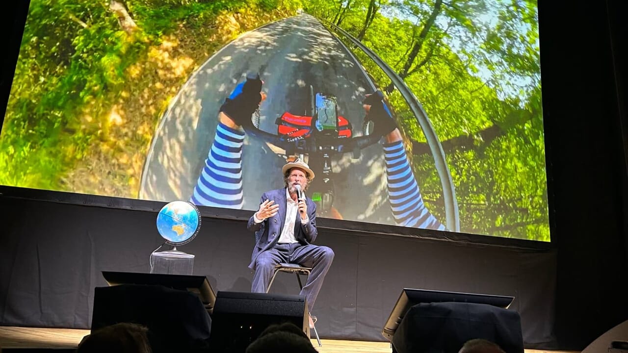 Jovanotti in concerto a Palermo, il live dell'estate all'ippodromo La Favorita: "Arriverò in bici"