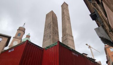 Torre Garisenda, il Comune di Bologna rinuncia ai fondi del Pnrr. Lepore: “Ma chiederemo altre risorse”