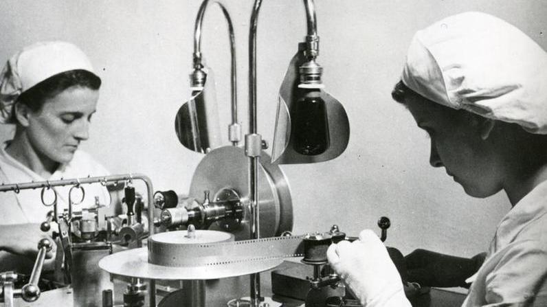 La riscoperta delle ‘fotografiste’. Donne dietro la macchina da presa. L’esempio delle sorelle Marsini