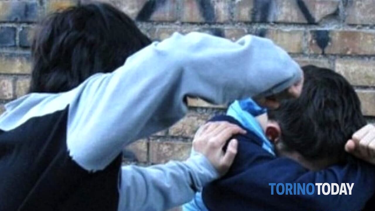 Arrestati due ragazzi di Moncalieri accusati di avere sequestrato, bullizzato e violentato un altro giovane a Torino