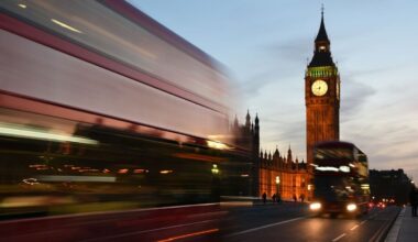 Adesso è ufficiale, il Regno Unito ha deciso: per le auto elettriche una tassa sui km percorsi