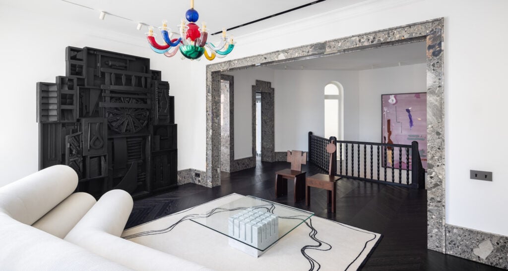 Louise Nevelson, Moon-Star II, 1960, and Helen Frankenthaler, White Lilac, 1985. Installation view of Sirens, EVA Foundation, 2025. Photo Photo: Vlad Patru. Courtesy of EVA Foundation