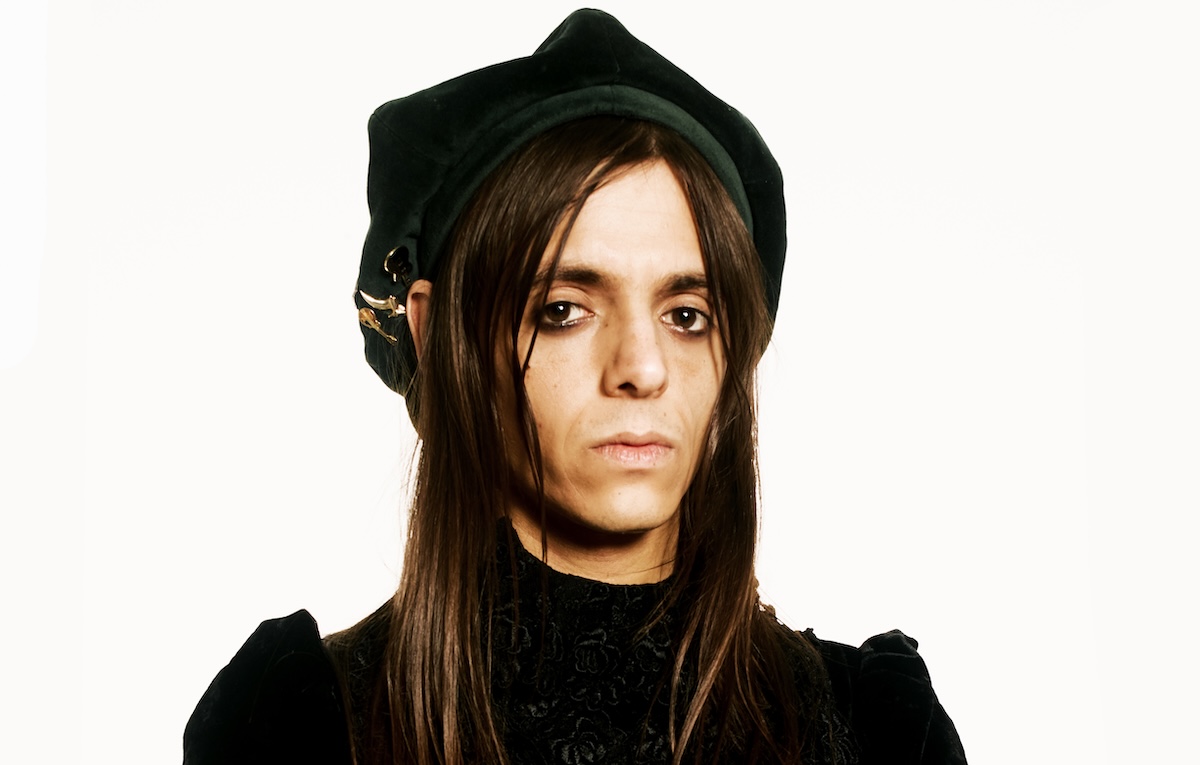 Lucio Corsi, ascolta la nuova canzone ‘Notte di Natale’