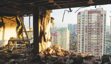 Guerra in Ucraina. Kiev sotto attacco risponde colpendo la centrale nucleare