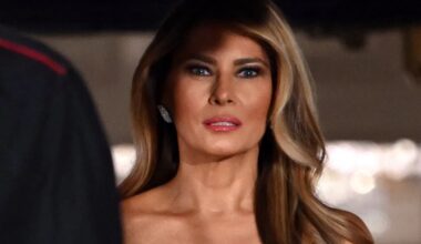 Melania Trump, il fantastico abito bustier verde smeraldo per la cena di gala alla Casa Bianca