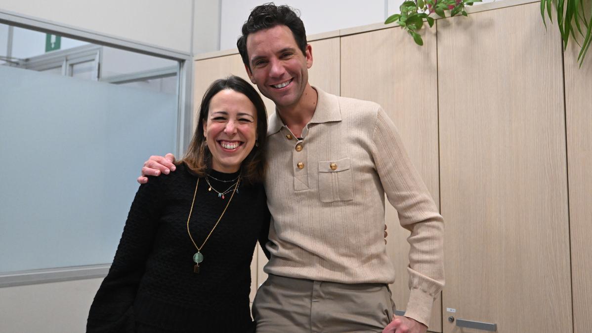 Il giornale di Mika, direttore per un giorno: “Tutto parla d’amore”