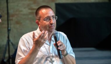 il cordoglio del vescovo Andrea Migliavacca