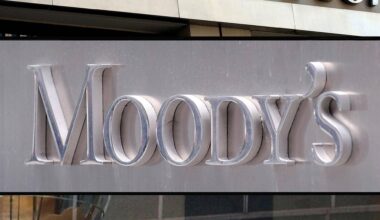 Moody’s promuove l’Italia, rating sale a Baa2