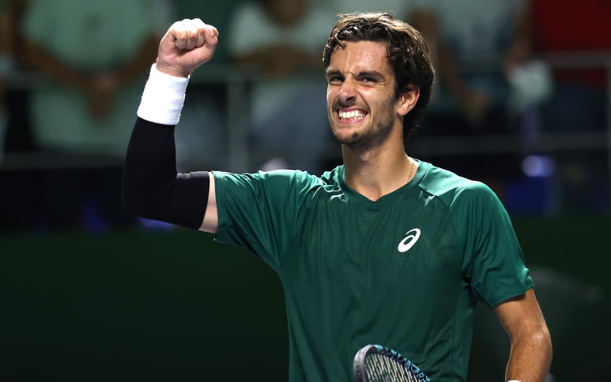 Atp Atene 2025, Musetti ai quarti: Wawrinka battuto in tre set