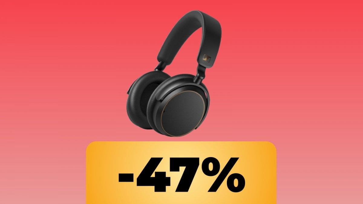 Le cuffie Sennheiser sono al minimo storico su Amazon: qualità audio al top e batteria infinita in promo Black Friday