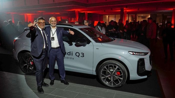 una vera star in passerella all’Hangar Audi