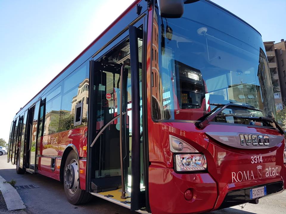 Atac, dal 3 novembre nuovi orari e corse aggiuntive su diverse linee bus