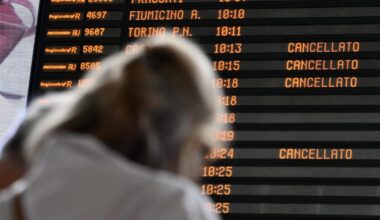 Sciopero generale 28 novembre, si fermano i treni: orari e servizi garantiti