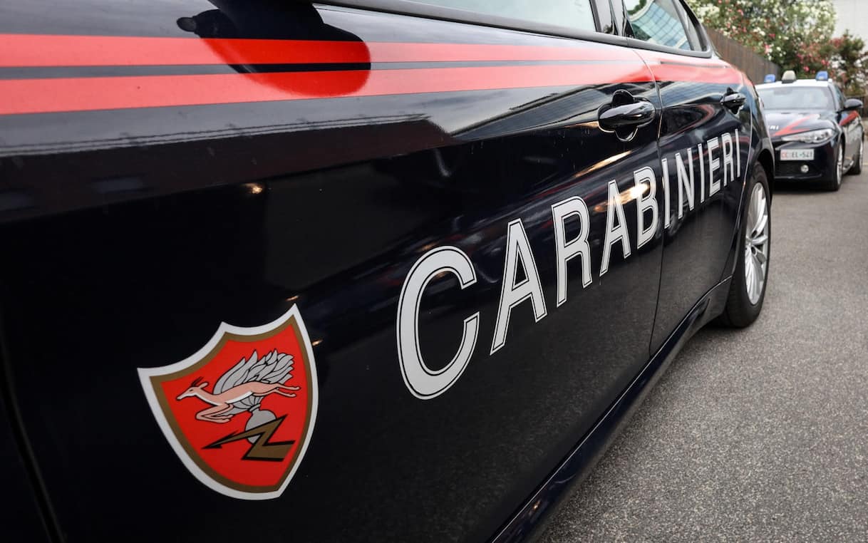 Cadavere bimbo otto anni trovato in casa nel Salento