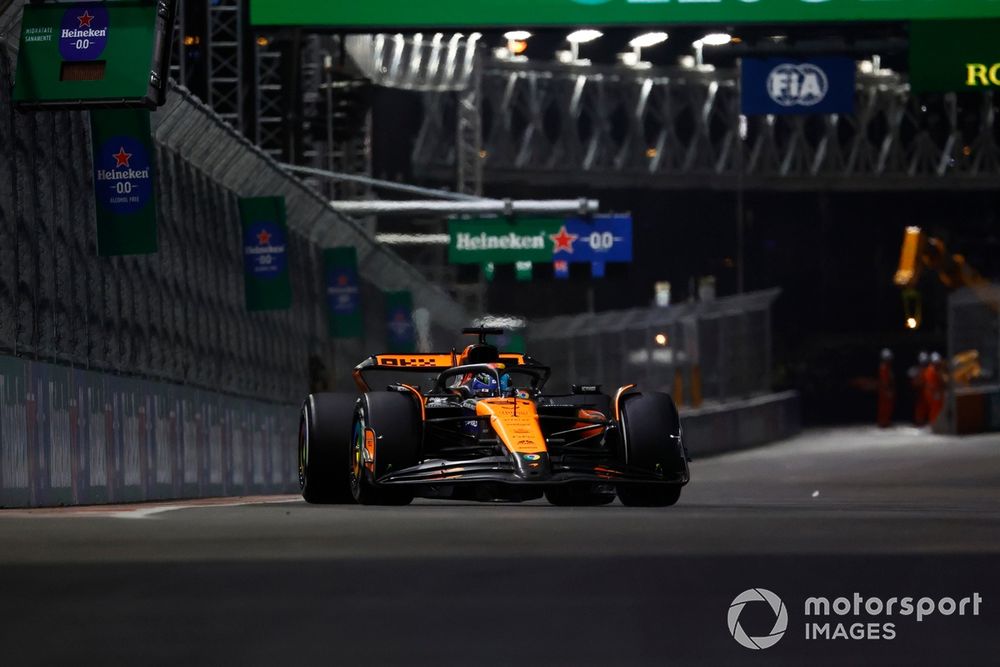 Oscar Piastri, McLaren MCL38 