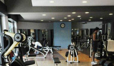 Camminare non basta, l'esercizio giusto quanto l'età avanza. Il programma e il 'divieto'