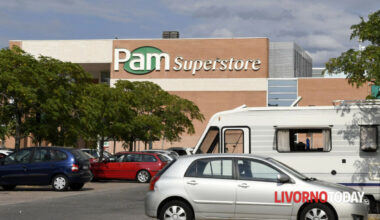 Pam Livorno, licenziati due storici lavoratori: "Ingiusto"