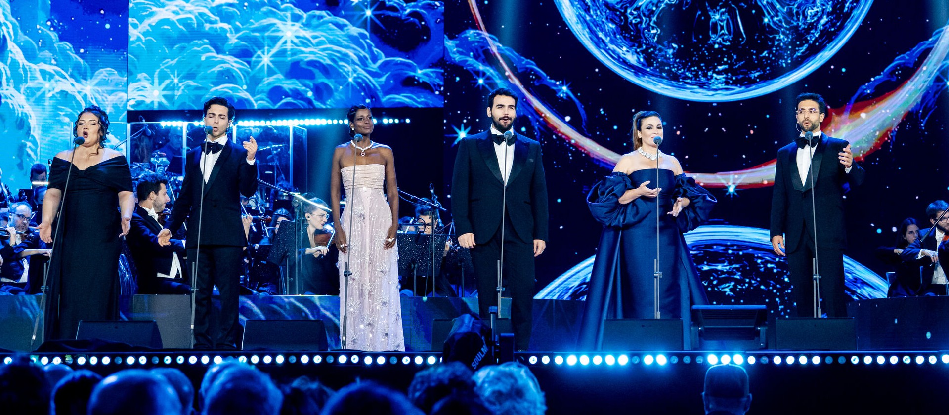 "Pavarotti 90": la serata evento assicura emozioni - Amica.it