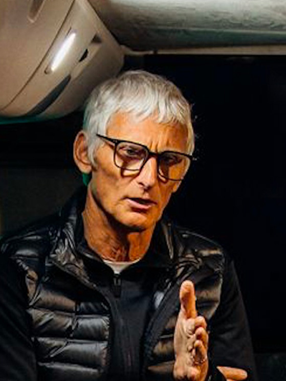 Allan Peiper è australiano, ha 65 anni. E' stato alla UAE dal 2020 (foto Fizza/UAE Team Emirates)