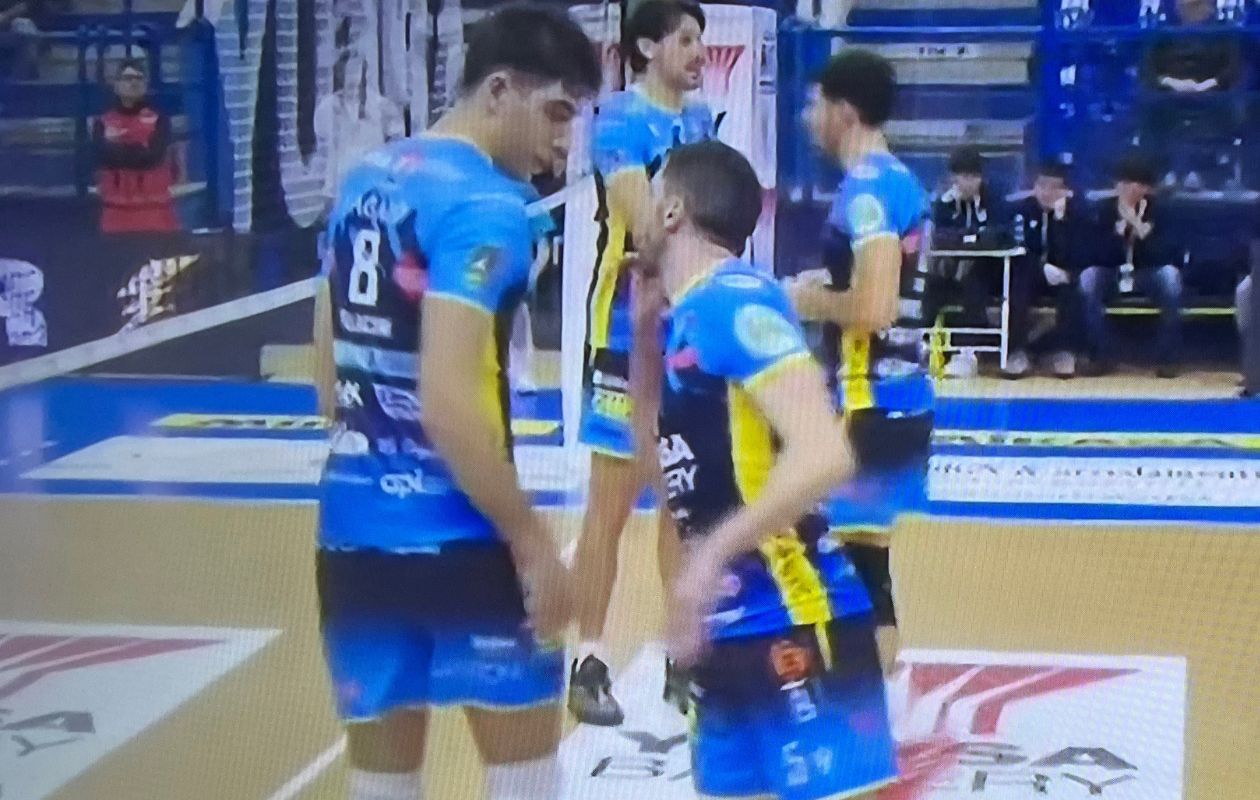 Retroscena Grottazzolina-Cuneo (5^ giornata Superlega): Pellacani non era a referto. Altra leggerezza arbitrale?