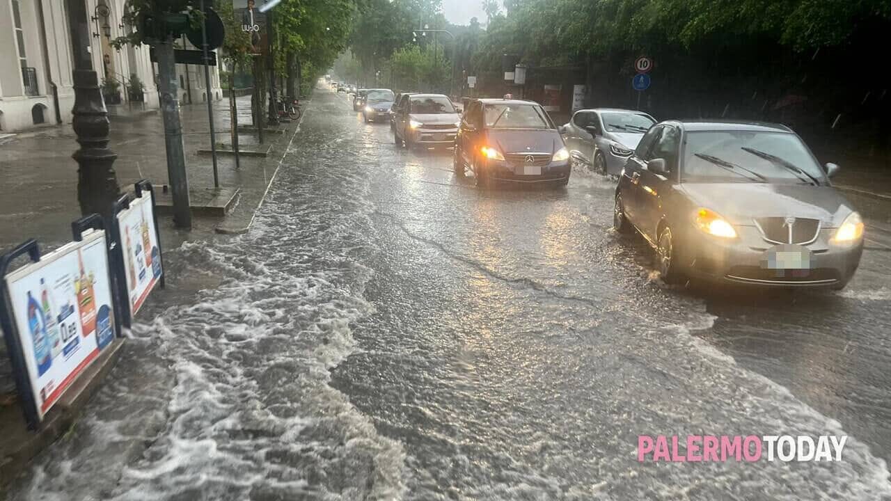 Pioggia e vento sferzano Palermo, diffusa allerta meteo gialla