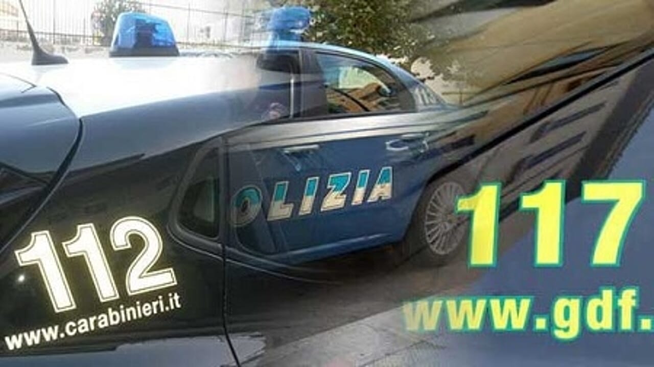 70 persone identificate, droga scoperta in un bar e un irregolare fermato