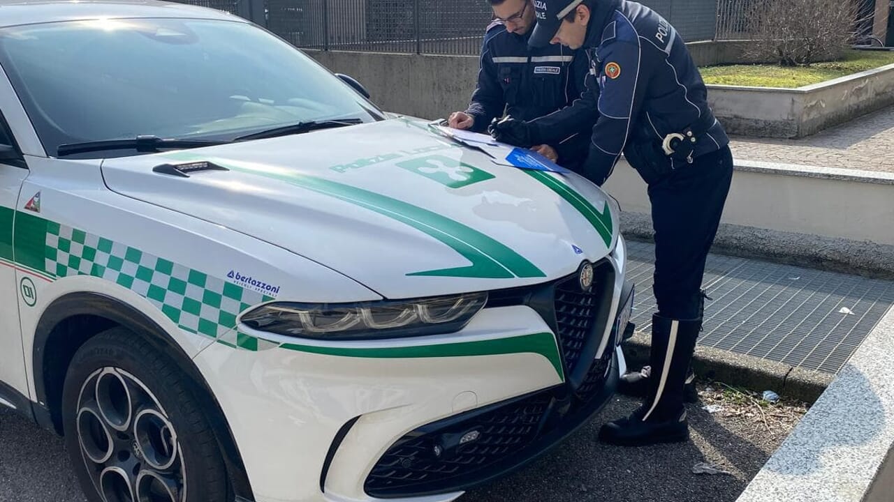 Violenta una ragazzina di 14 anni durante la sagra cittadina: 25enne denunciato