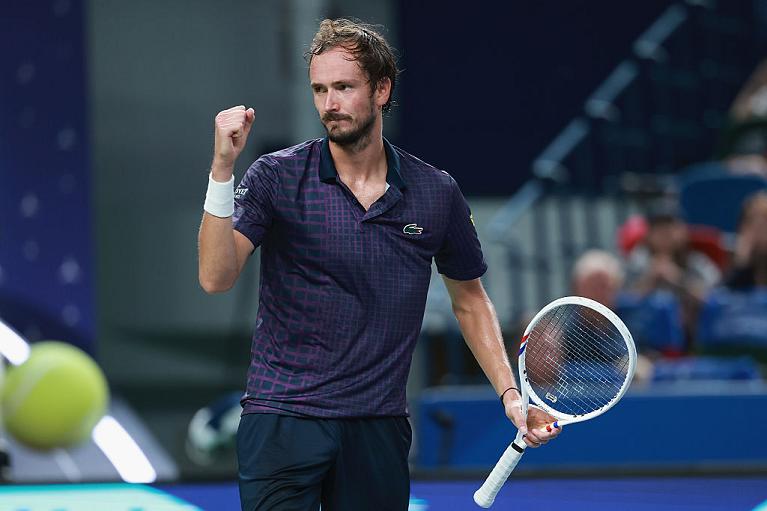 Le paure di Medvedev: "Ora mi sento di nuovo forte, pensavo di non farcela" - SuperTennis