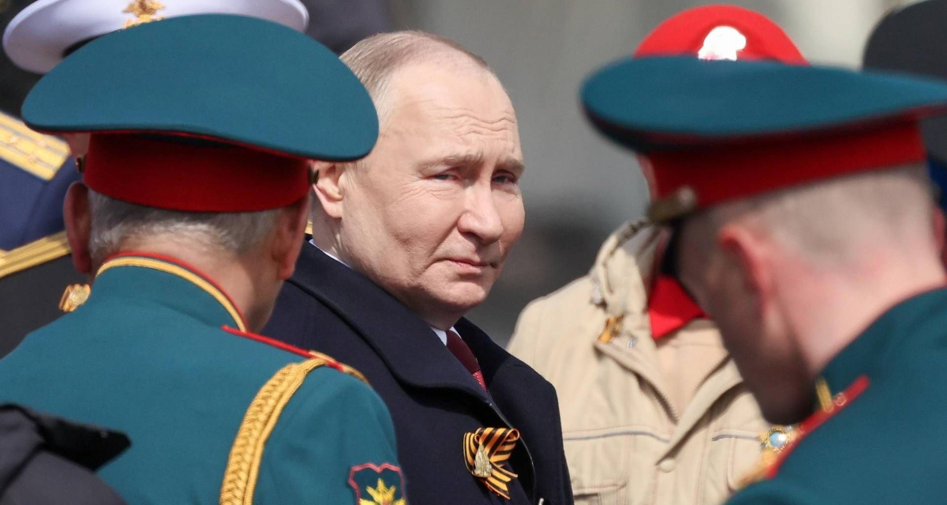 Dal blackout delle sim ai riservisti, ecco le nuove misure anti drone di Putin