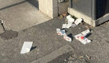 "Mi hanno tagliato volto e collo"