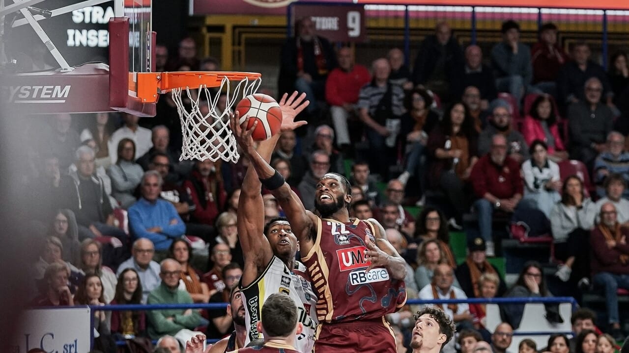 La Reyer supera Cremona 82-75, buon esordio al Taliercio