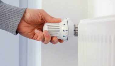 Riscaldamenti accesi, guida ufficiale per risparmiare in bolletta