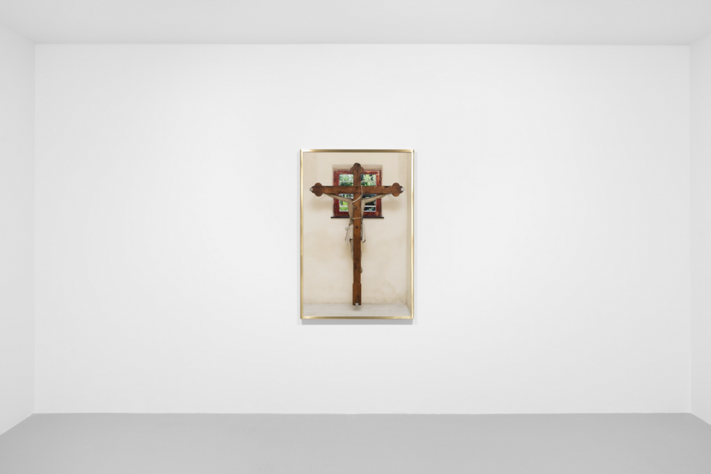 L’artista Marcello Maloberti torna a interrogare i fondamenti della sua ricerca. Tra Milano, Albisola e Roma