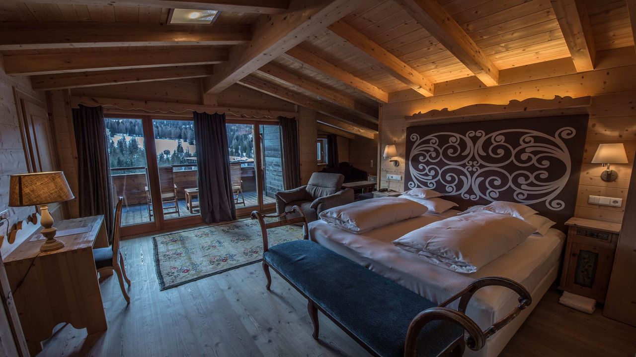 Weekend d'inverno in Alta Badia: chalet eleganti, architetture di Zaha Hadid e cioccolate calde
