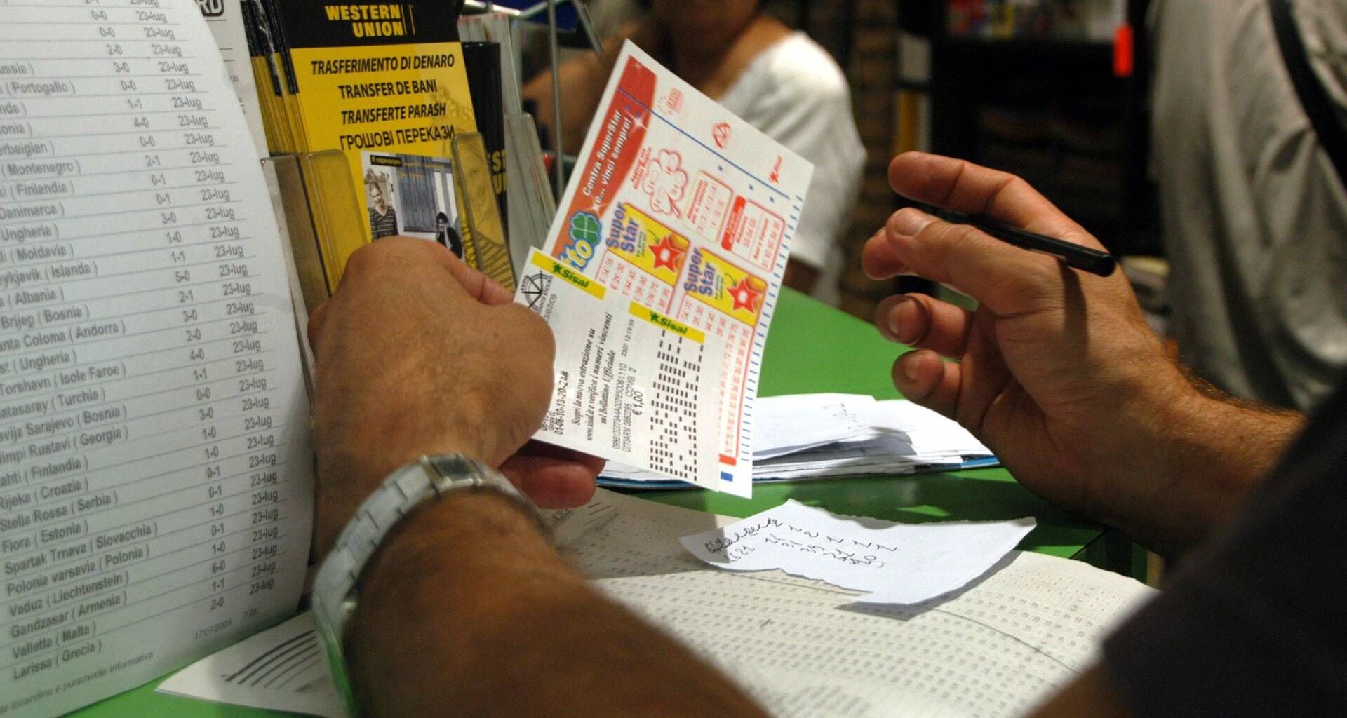 Superenalotto, estratta la combinazione vincente di oggi martedì 25 novembre