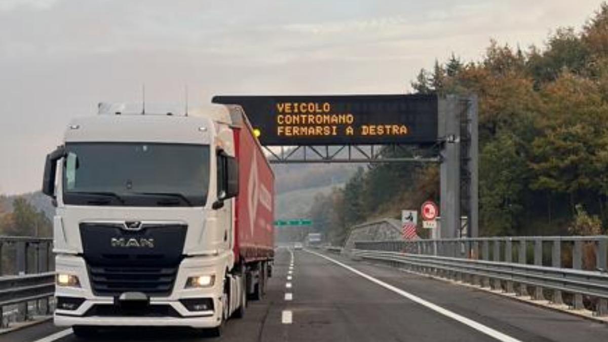 terrore in autostrada e tragedia sfiorata