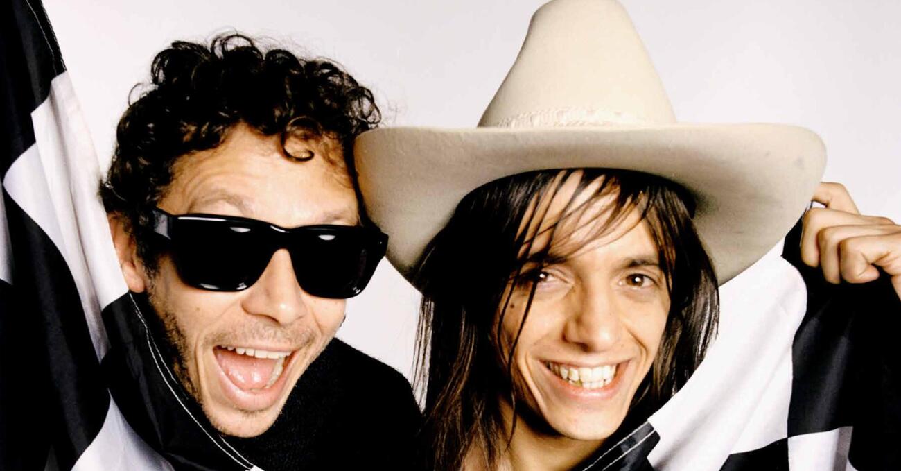 “Io e te siamo fratelli di Blues Brothers”: Valentino Rossi, Lucio Corsi, le idee da spalle al muro e quella roba lì che vale più di tutto il resto - MOW