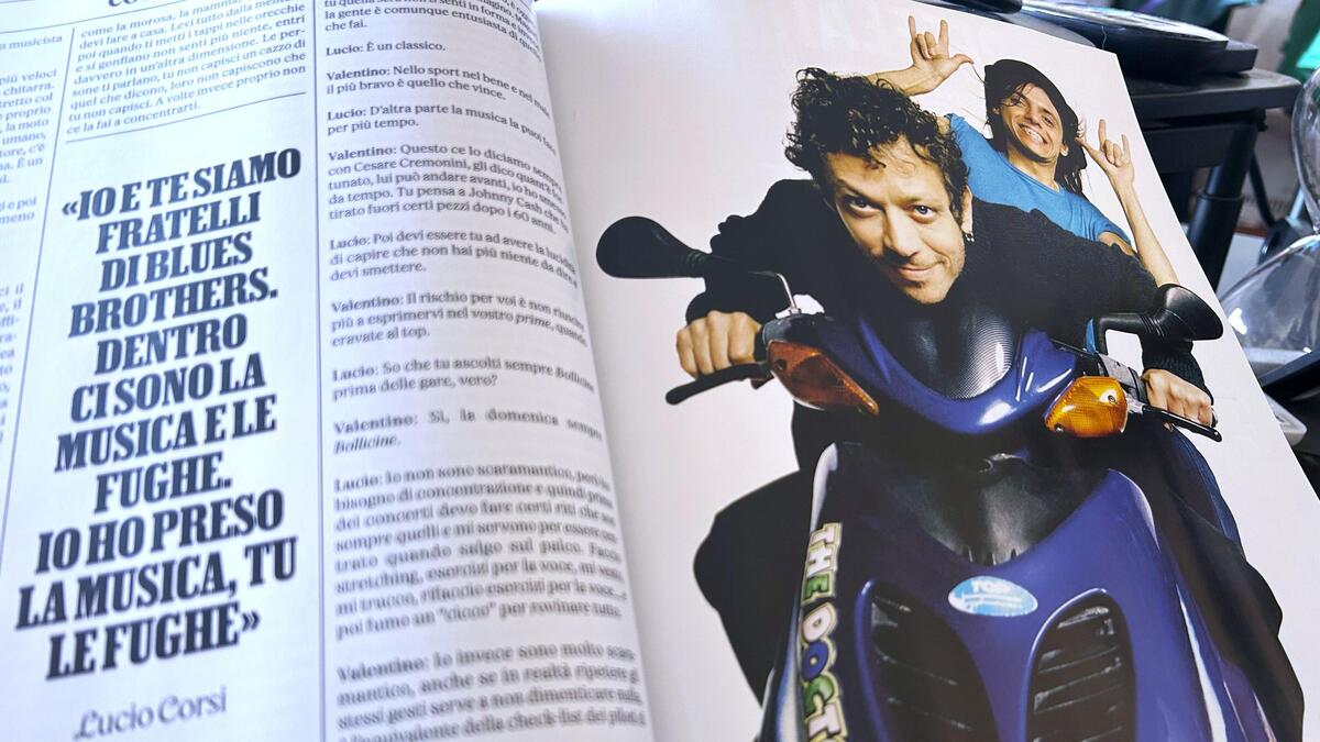 Cosa si sono detti Valentino Rossi e Lucio Corsi? Hanno parlato di paesini, musica e moto - MotoGP